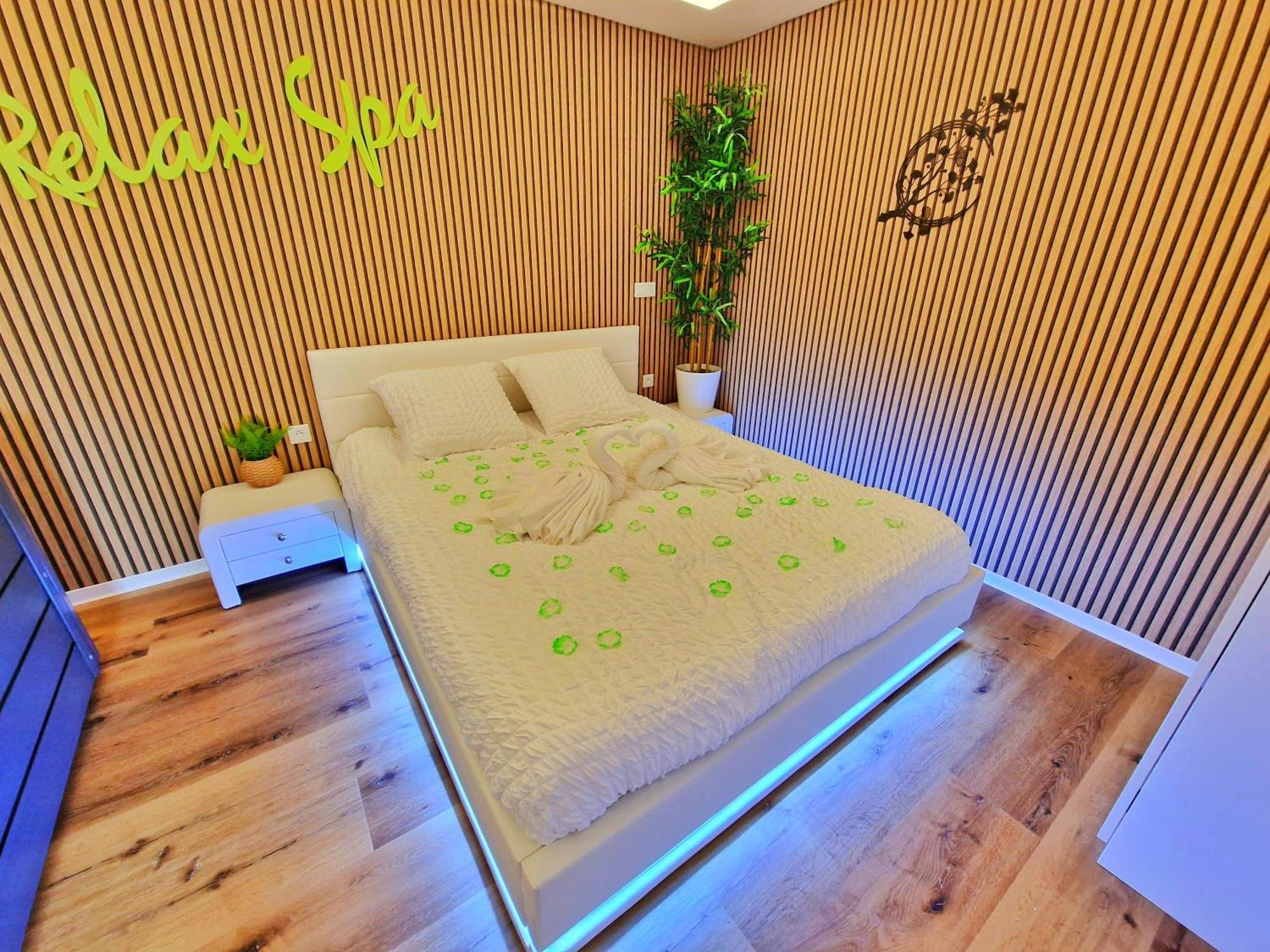Relax Spa-4 Pers-Jacuzzi-Parking-Jardin-Clim-Colmar Muntzenheim Exterior foto